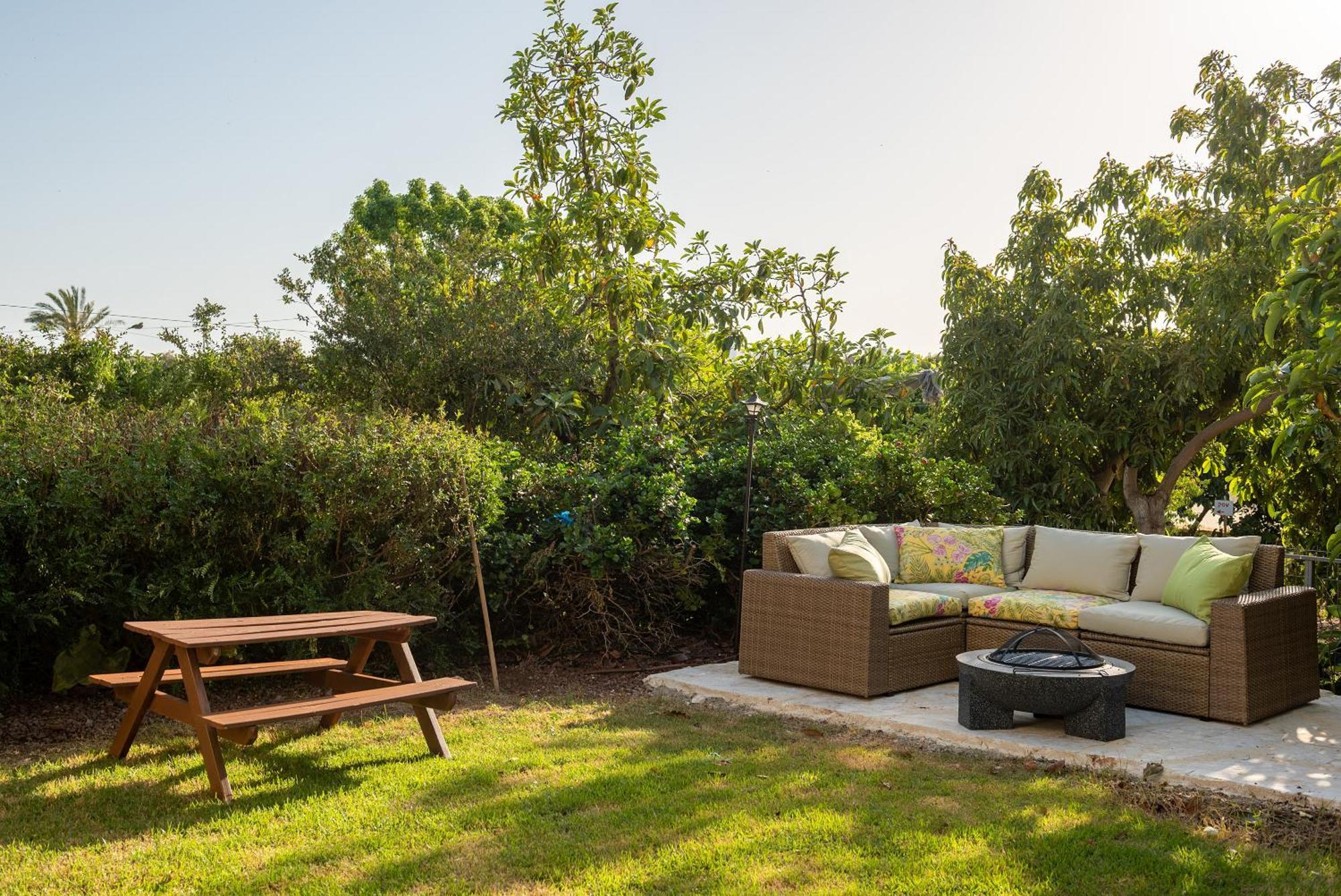 Bar-On Vacation Resort - Nature, Culture, Tours & Tastes Near Nahariyya - בר-און ריזורט, בתי מפונים , טבע, תרבות, סיורים וקולינריה Ben 'Ammi Pokoj fotografie